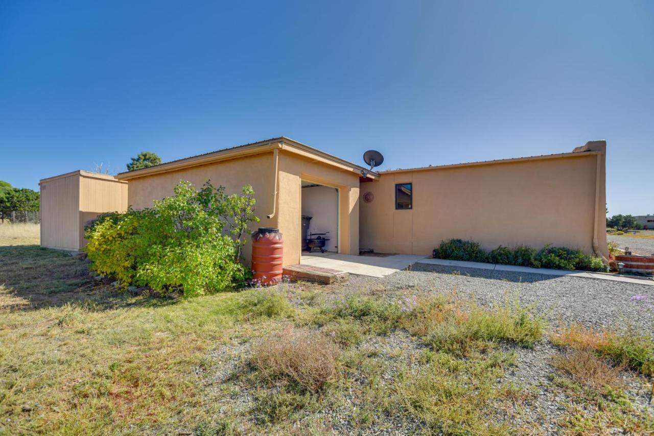 Vacation With Patios And Pool Access! * Santa Fe