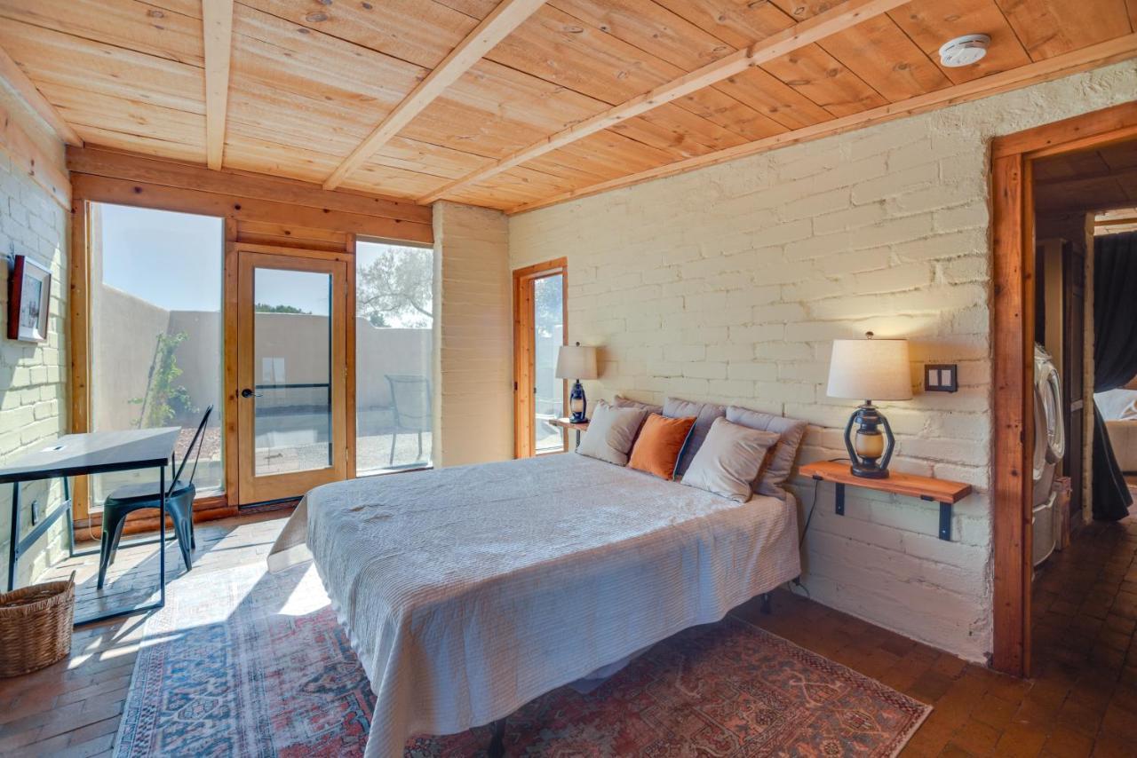 Vacation With Patios And Pool Access! Holiday home Santa Fe